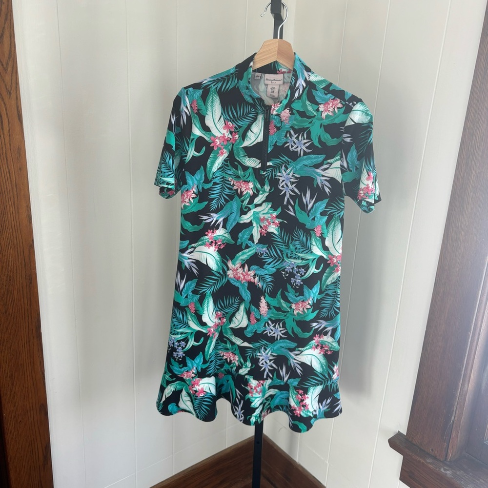 NWT Tommy Bahama Wicking Quick Dry Golf Tennis Beach Floral Dress Womens Med